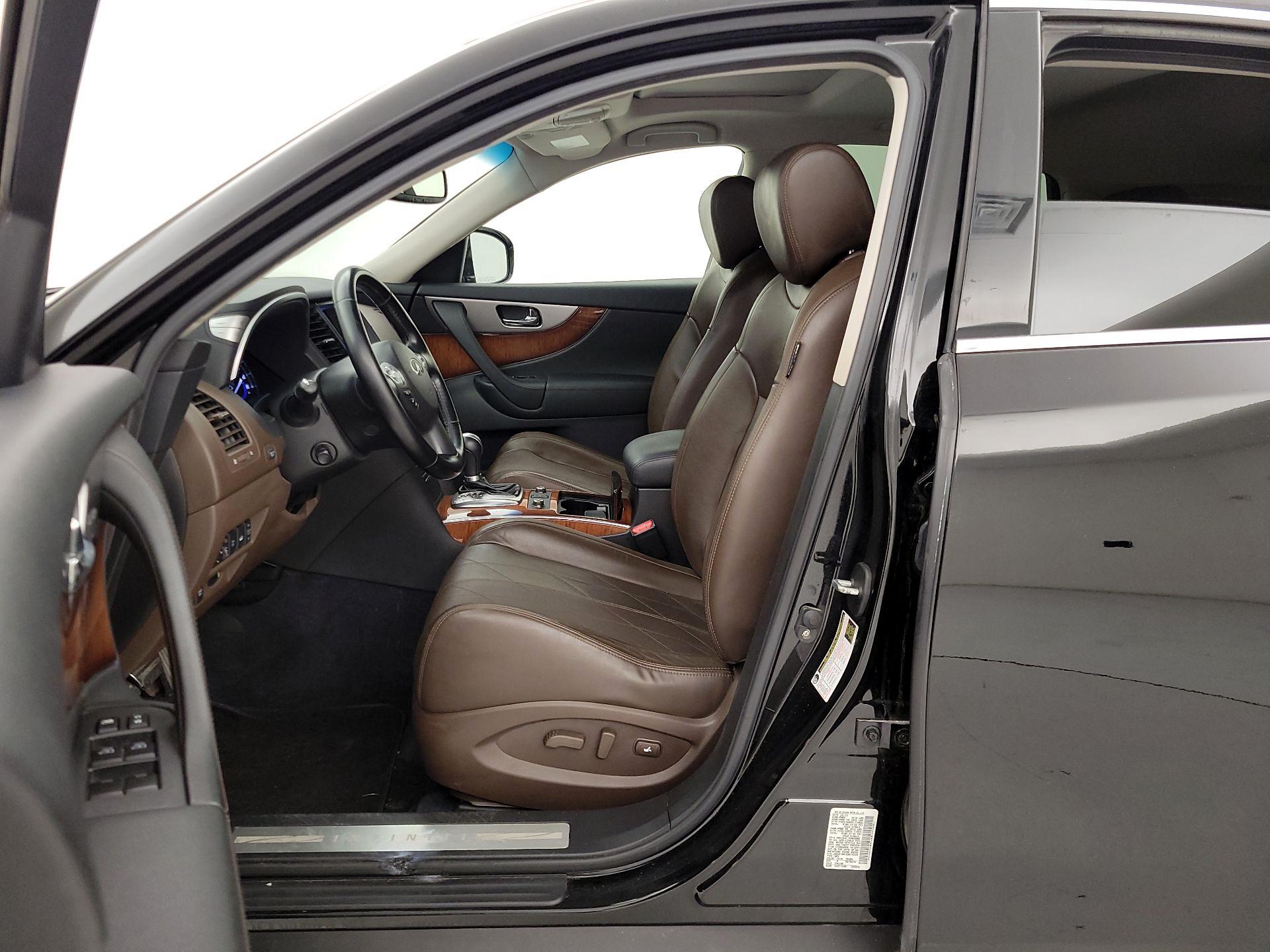 Thumbnail: 2014 INFINITI QX70 - 11