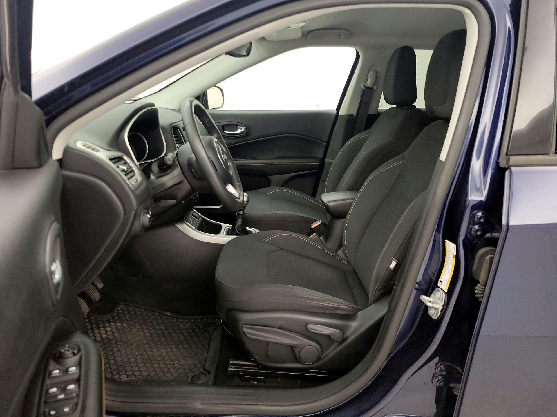 Thumbnail: 2019 Jeep Compass - 11