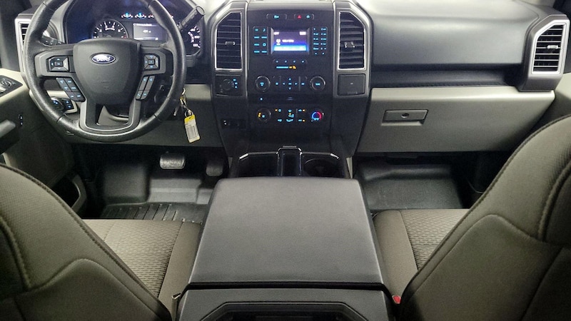 2015 Ford F-150 XLT 9