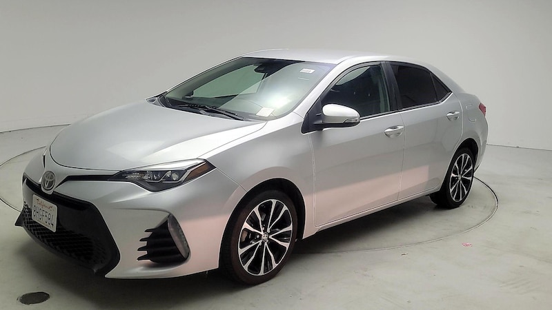 2019 Toyota Corolla SE Hero Image