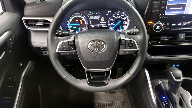 2022 Toyota Highlander Limited 10