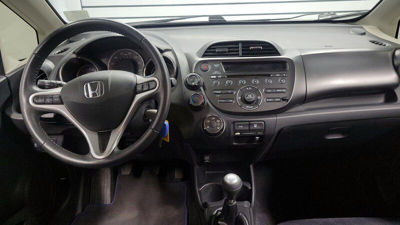 2013 Honda Fit Sport 9