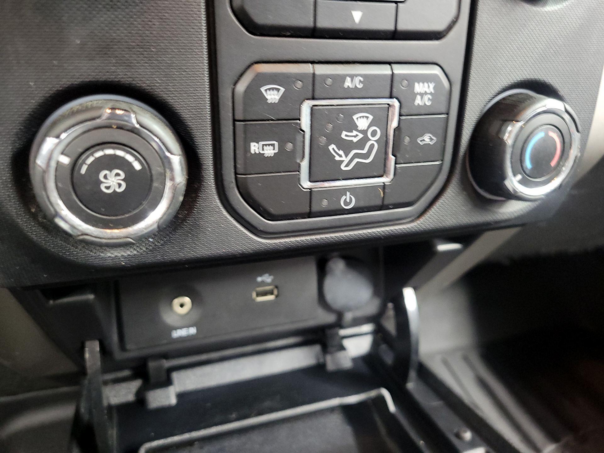 Thumbnail: 2014 Ford F-150 - 16