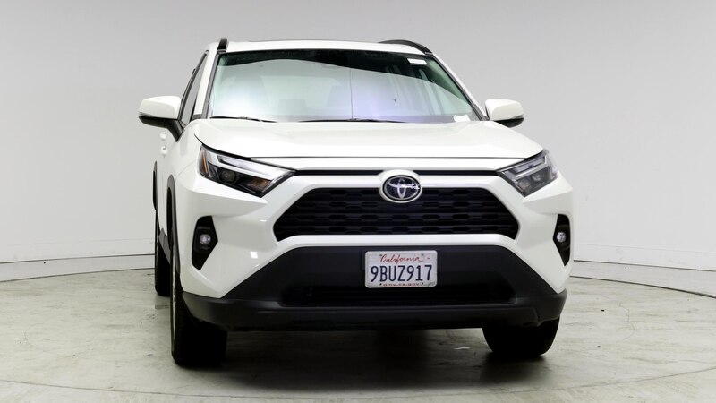 2022 Toyota RAV4 XLE Premium 5