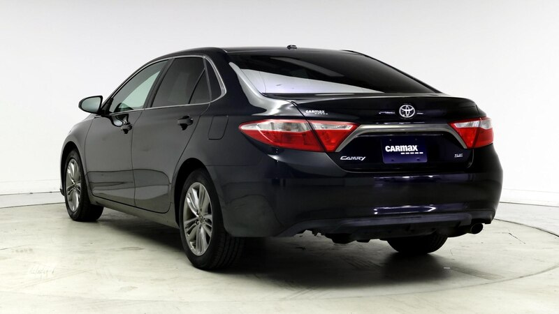 2016 Toyota Camry SE 2