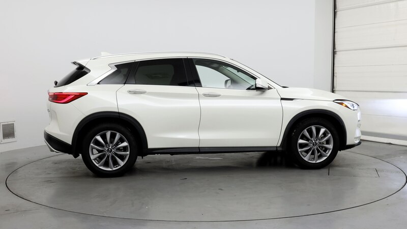 2021 INFINITI QX50 Luxe 7