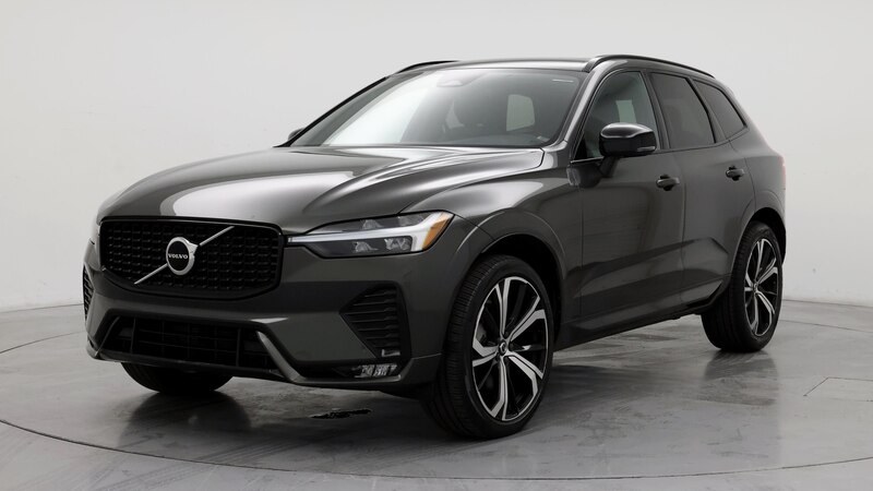 2022 Volvo XC60 B6 R-Design 4