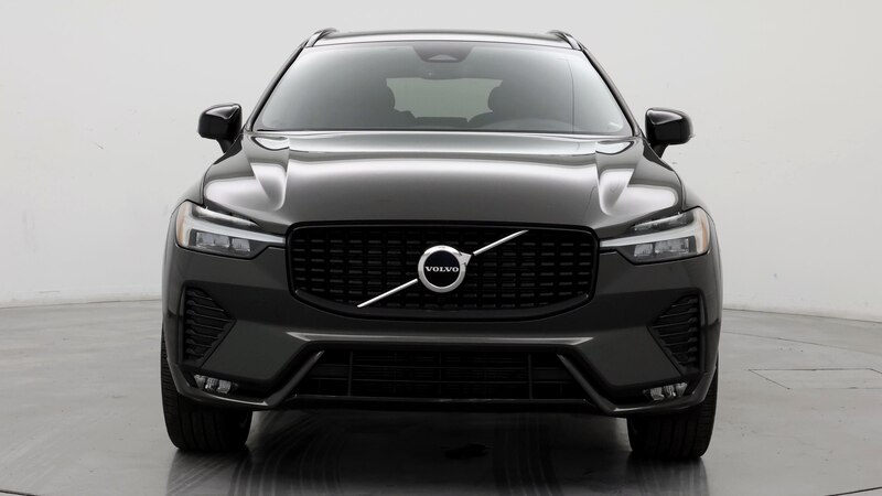 2022 Volvo XC60 B6 R-Design 5