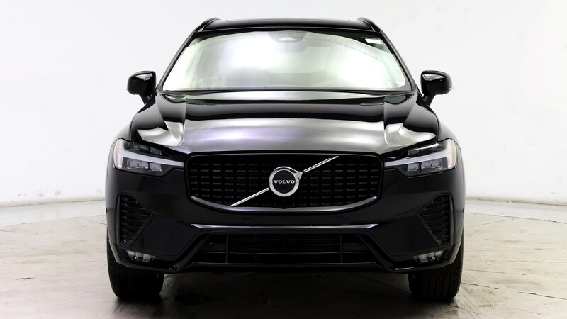 2024 Volvo XC60 B5 Plus 5