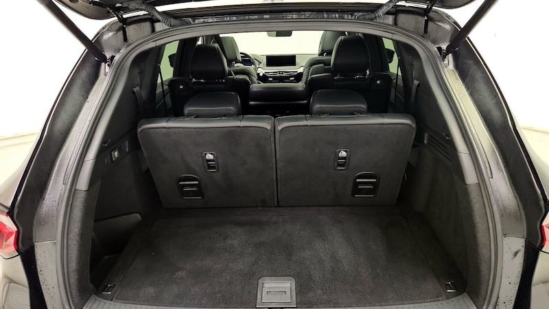 2022 Acura MDX Base 23