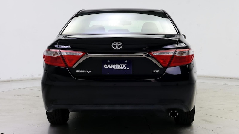 2015 Toyota Camry SE 6