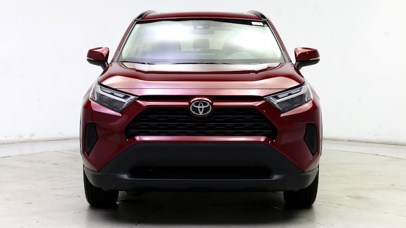 2023 Toyota RAV4 XLE 5