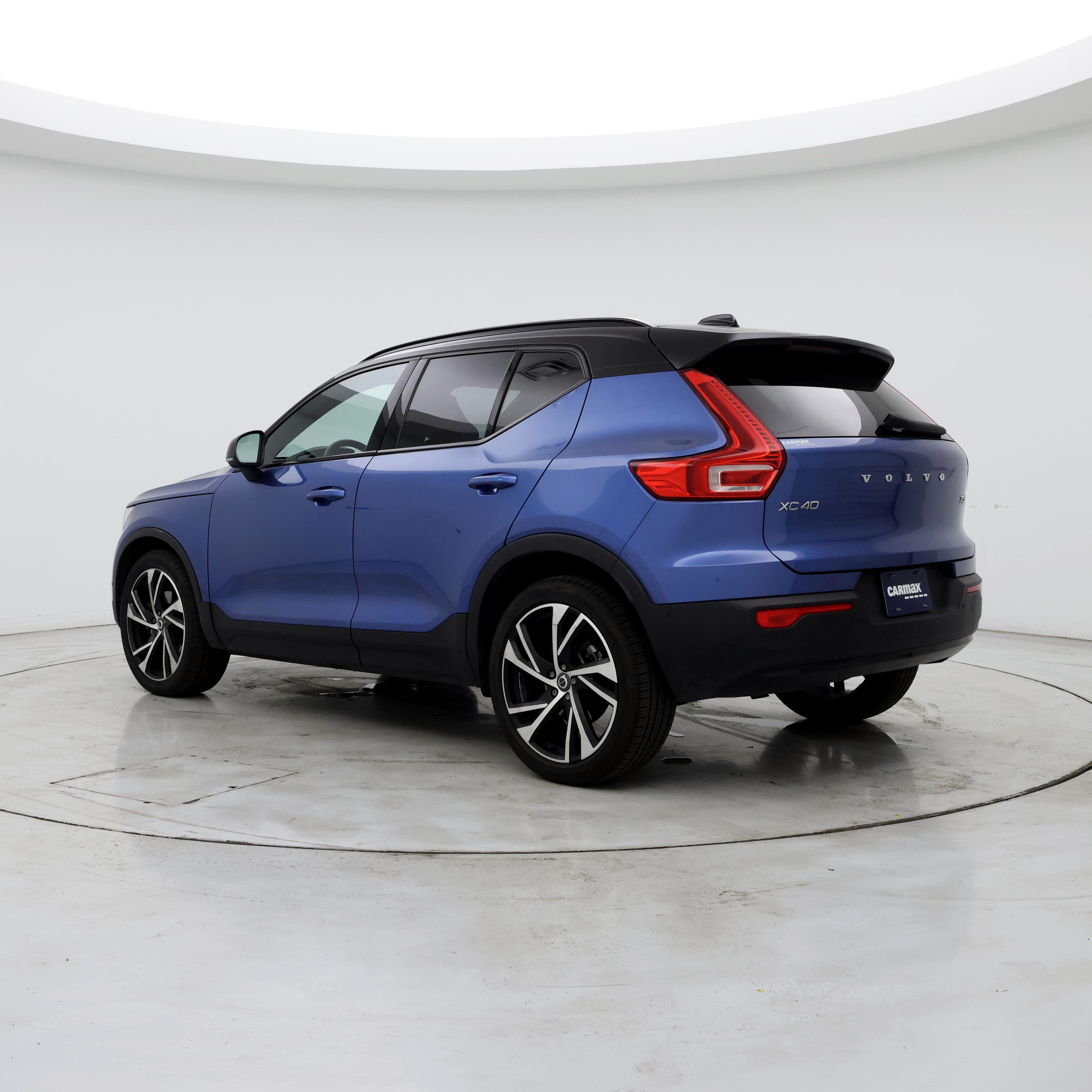 Thumbnail: 2021 Volvo XC40 - 2