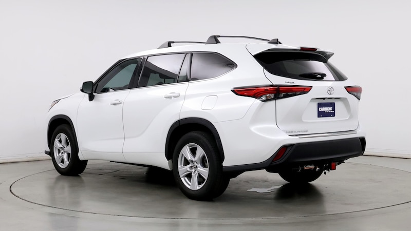 2022 Toyota Highlander L 2