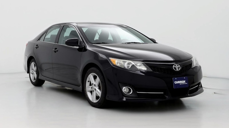 2013 Toyota Camry SE Hero Image