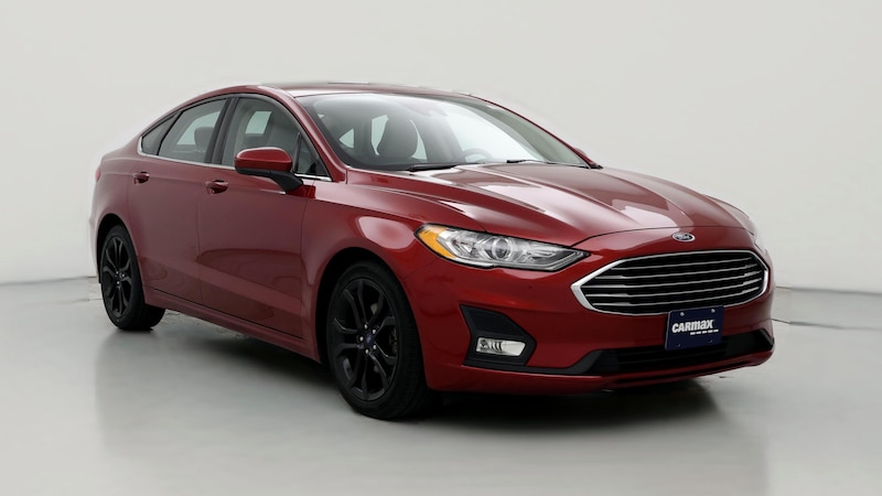 2019 Ford Fusion SE Hero Image