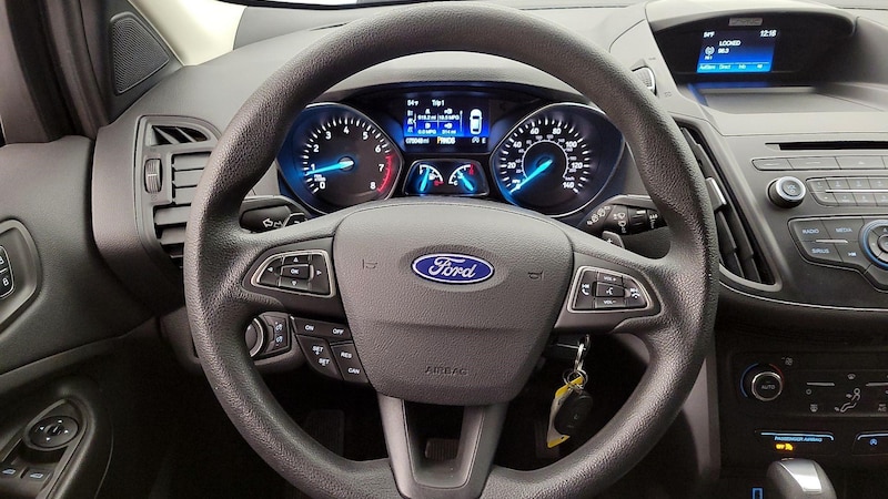 2017 Ford Escape SE 10