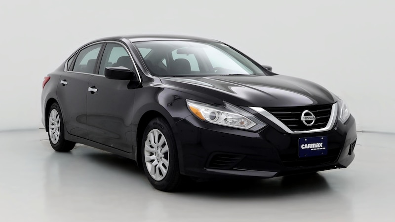 2017 Nissan Altima S Hero Image