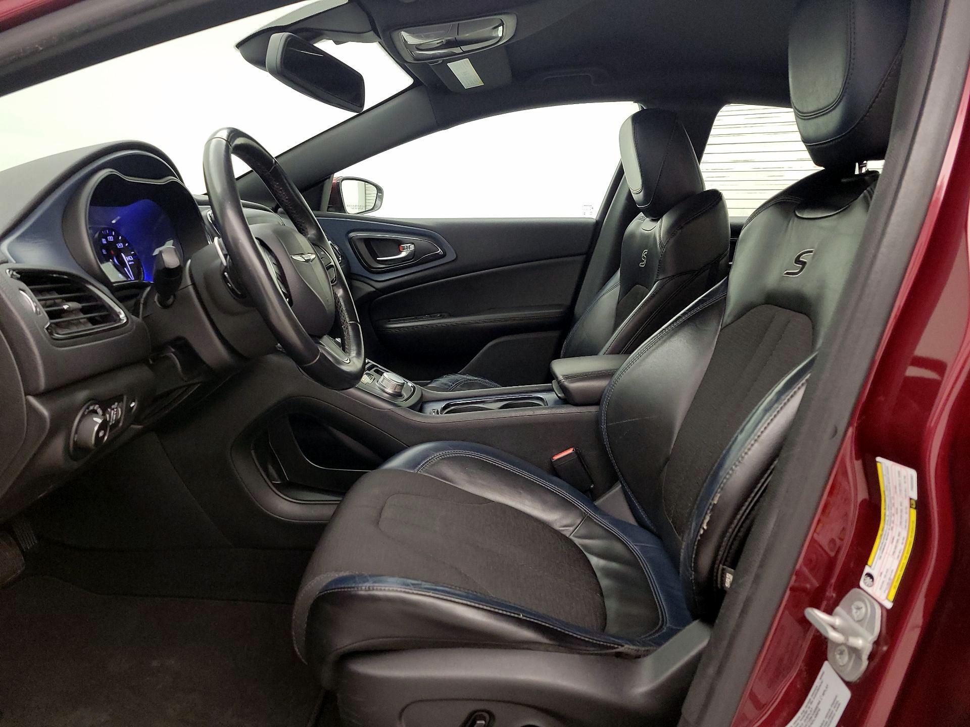 Thumbnail: 2015 Chrysler 200 - 11