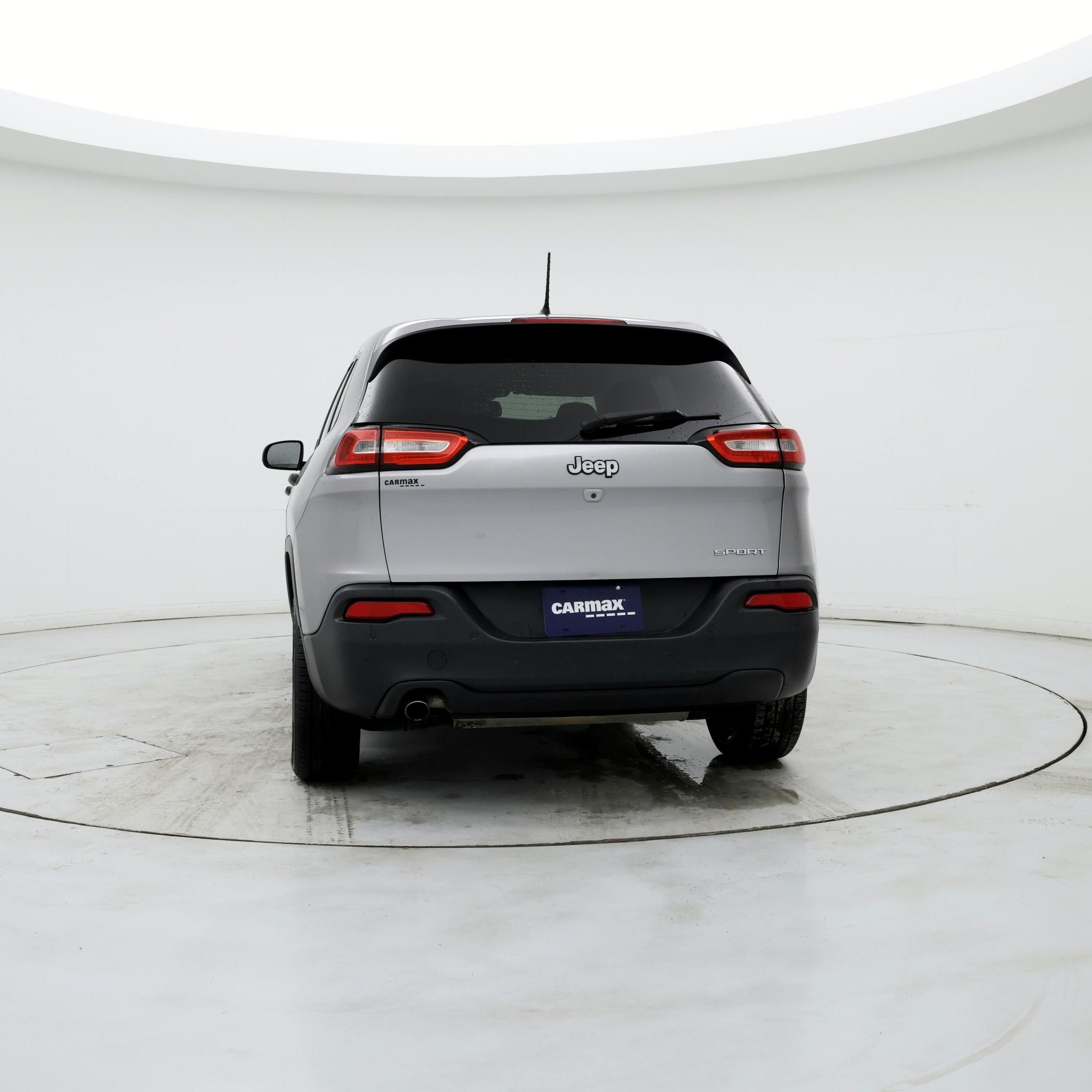 Thumbnail: 2016 Jeep Cherokee - 6