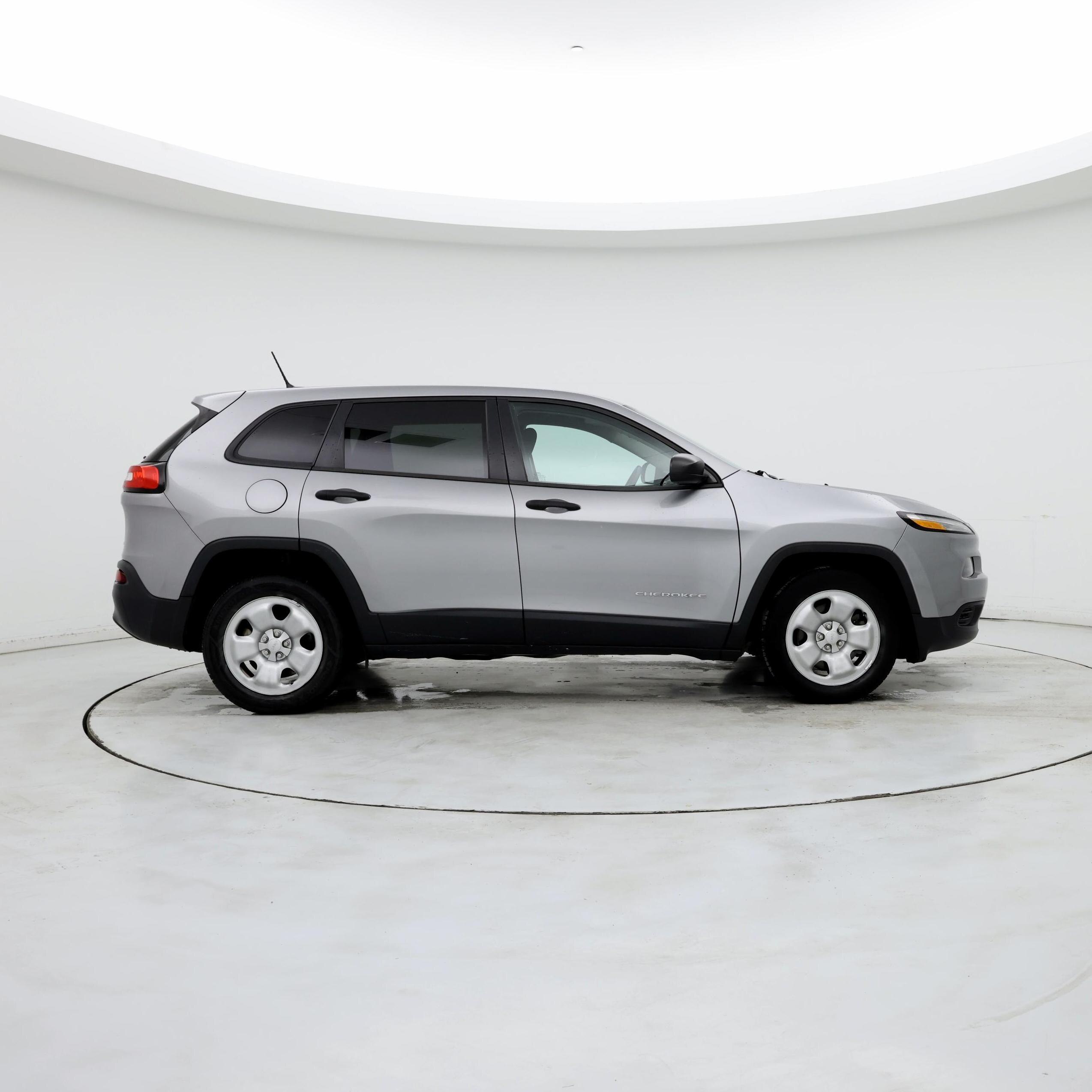 Thumbnail: 2016 Jeep Cherokee - 7