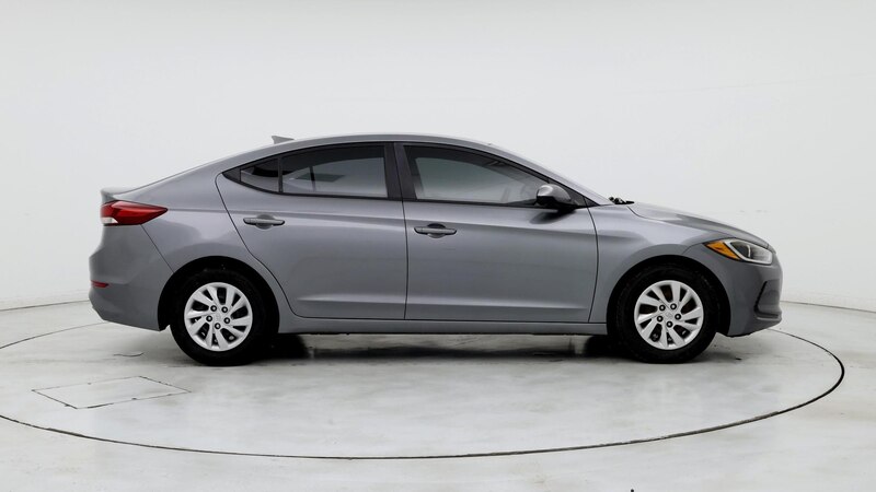 2017 Hyundai Elantra SE 7