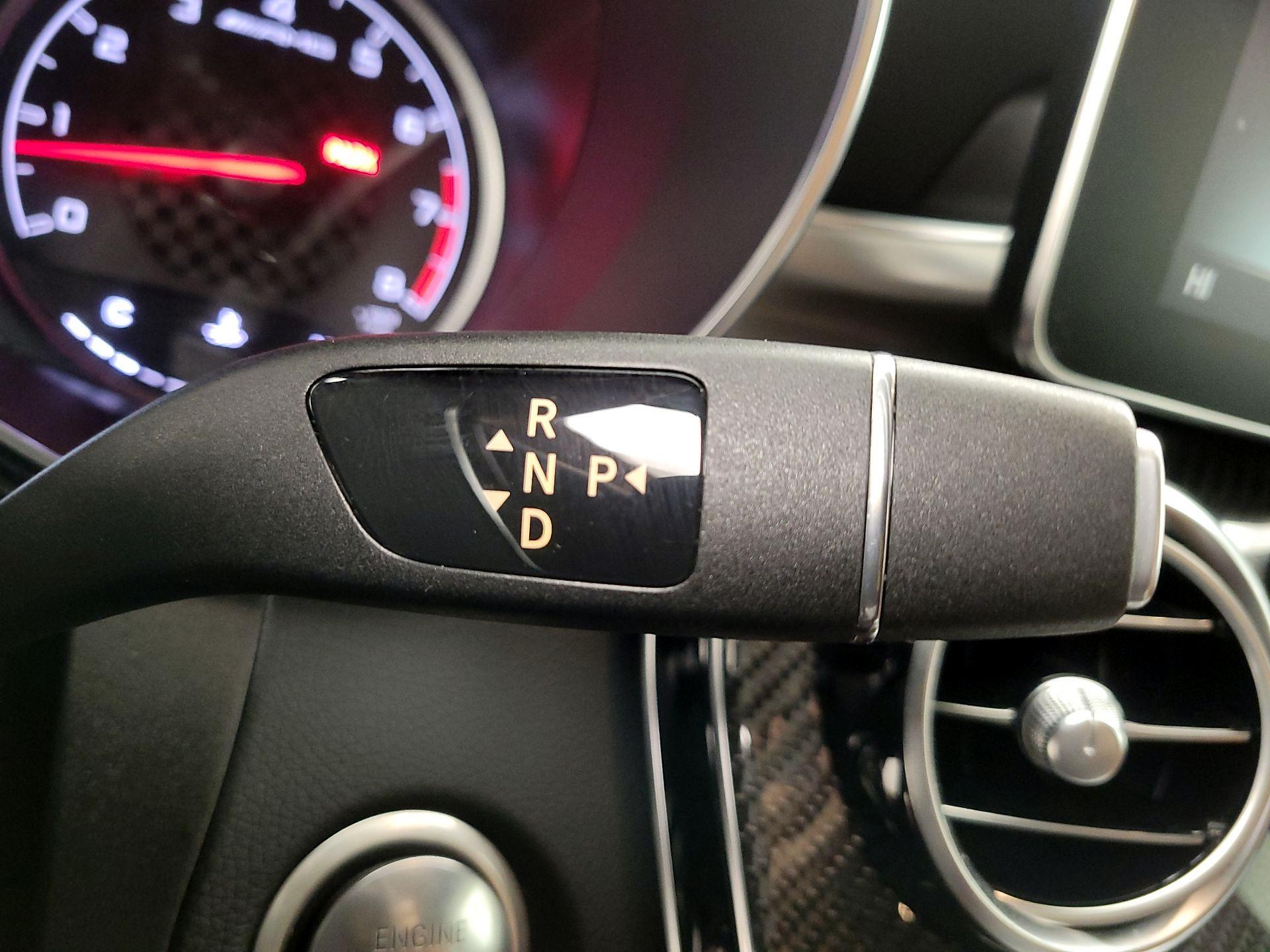 Thumbnail: 2019 Mercedes-Benz GLC - 18