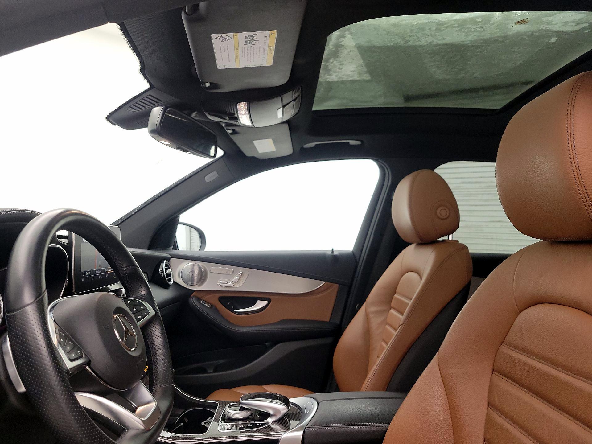 Thumbnail: 2019 Mercedes-Benz GLC - 20