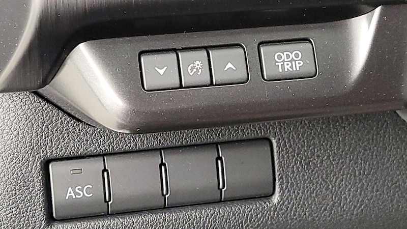 2022 Lexus UX 250h 13