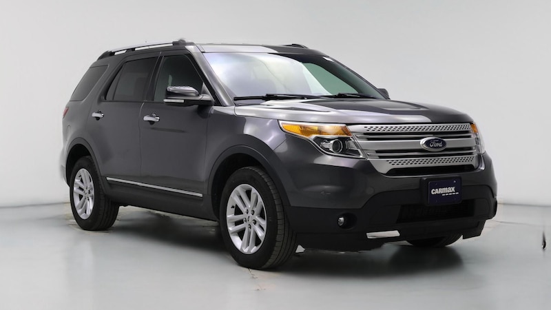 2015 Ford Explorer XLT Hero Image