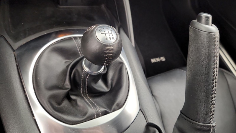 2021 Mazda MX-5 Miata Grand Touring 18