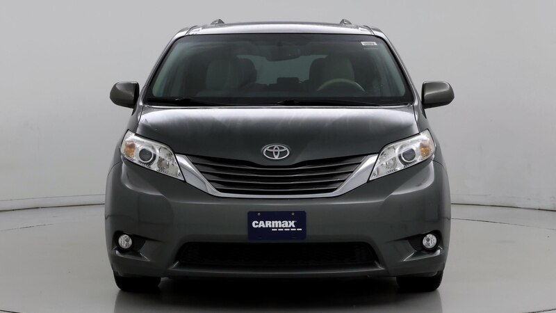 2014 Toyota Sienna XLE 5