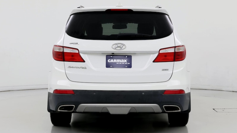 2016 Hyundai Santa Fe SE 6