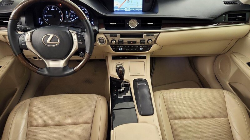 2013 Lexus ES 350 9