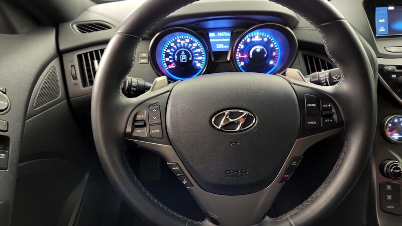 2016 Hyundai Genesis  10
