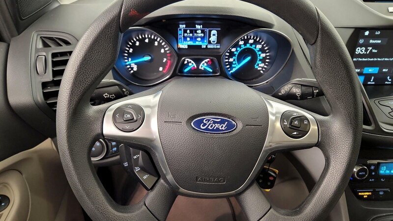 2016 Ford Escape SE 10