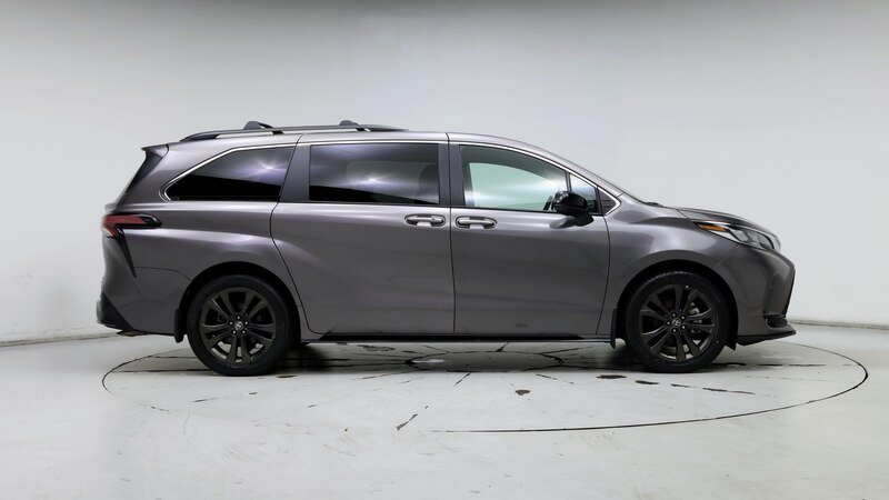 2022 Toyota Sienna XSE 7