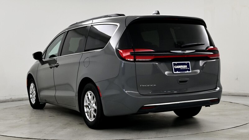 2022 Chrysler Pacifica Touring L 2