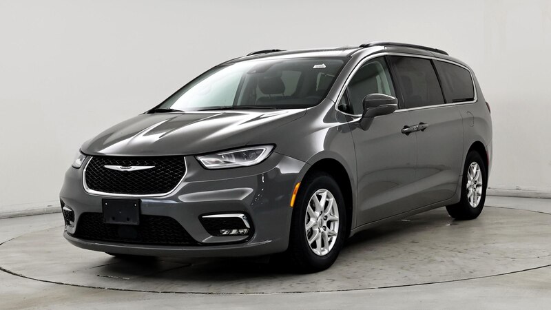 2022 Chrysler Pacifica Touring L 4