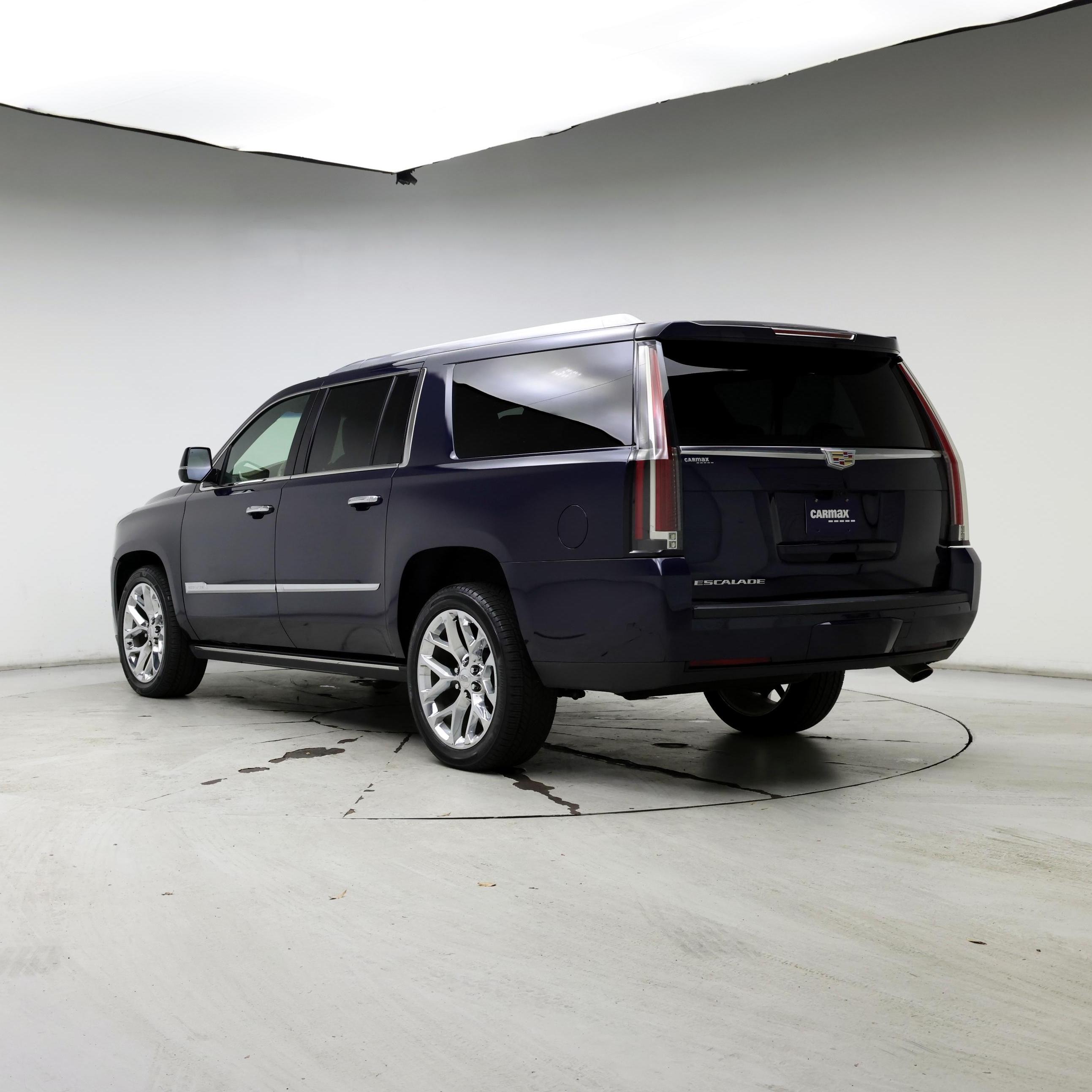 Thumbnail: 2019 Cadillac Escalade - 2