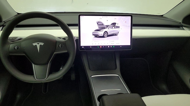 2024 Tesla Model Y Long Range 9