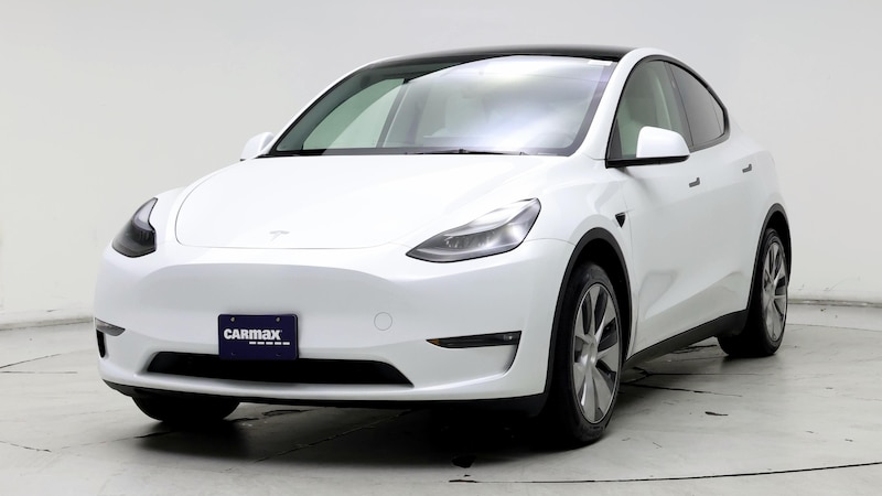 2024 Tesla Model Y Long Range 4