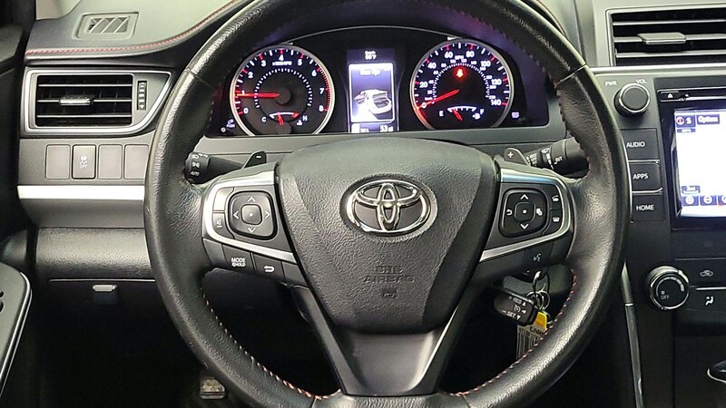 2015 Toyota Camry SE 10