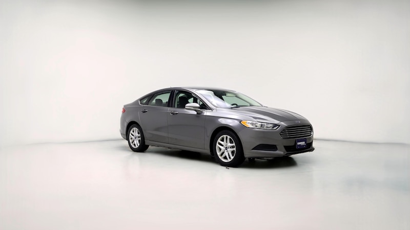 2014 Ford Fusion SE Hero Image