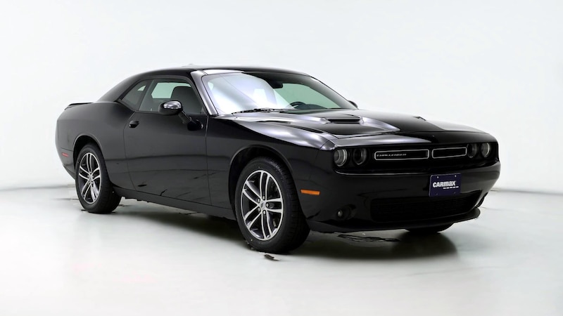 2019 Dodge Challenger SXT Hero Image