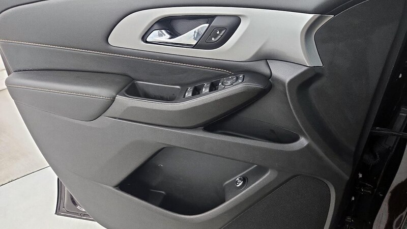 2021 Chevrolet Traverse LT 12