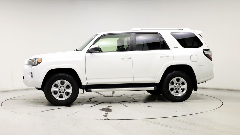 2018 Toyota 4Runner SR5 3