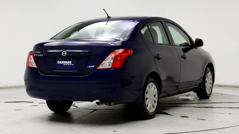 2014 Nissan Versa S 8