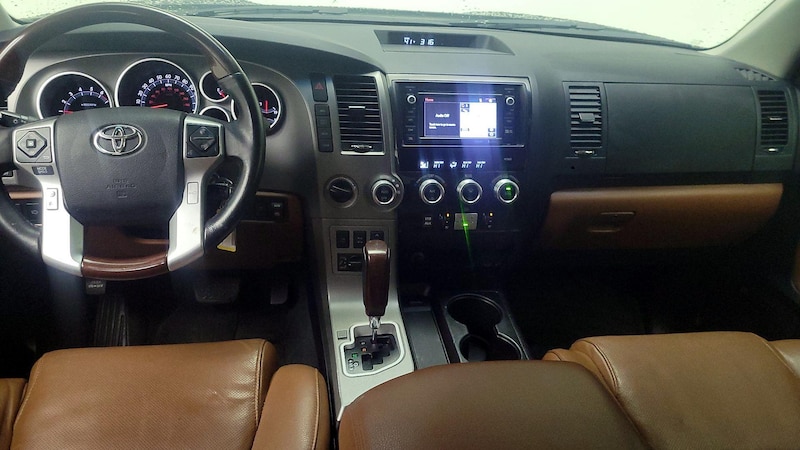 2014 Toyota Sequoia Platinum 9