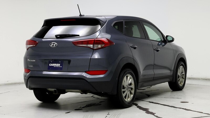 2017 Hyundai Tucson SE 8